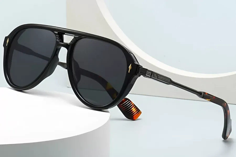 Sunglasses with Double Bridge
